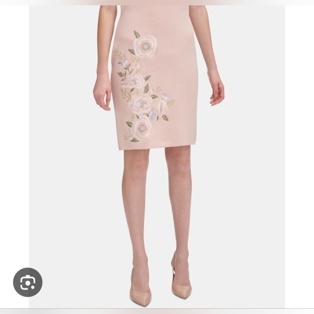 Calvin Klein Pink Floral Pencil Skirt